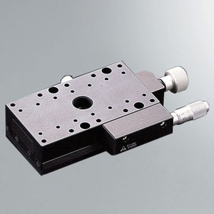 Table coulissante axe X Suruga Seiki B10-80, ultra-précision, équipement de transport à rail à axe creux - Product Image 1