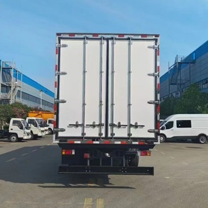 Camión Refrigerado Isuzu GIGA 4X2 con Caja de Carga de 6.8m, Vehículo Refrigerador para Helados/Alimentos/Carne - Product Image 5
