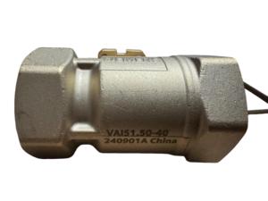 Válvula de bola industrial de latón VAI51.50 con control de temperatura, flujo proporcional, lista para automatización en sistemas HVAC de agua - Product Image 2