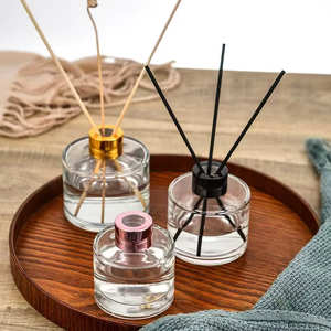 Botol parfum cetakan layar transparan kaca <span class=keywords><strong>Diffuser</strong></span> Reed <span class=keywords><strong>Mini</strong></span> 50ml kustom dengan kemasan kotak - Product Image 2