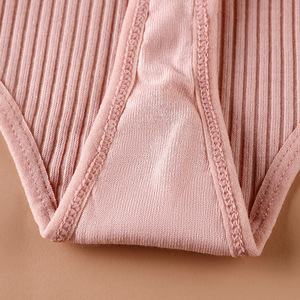 Tanga de Algodón Acanalado para Mujer, Cintura Baja, con Encaje Floral, Transpirable, Suave, con Entrepierna de Algodón, Sexy, OEM ODM - Product Image 4