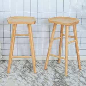 Tabourets de bar confortables de style nordique, très demandés, pour la restauration, la cuisine, le café, les restaurants, les fast-foods et les bars. - Product Image 1