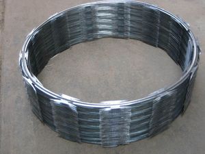 Fil de fer barbelé en spirale galvanisé, durable et écologique, <span class=keywords><strong>pour</strong></span> barrière de sécurité et d'isolation des limites urbaines municipales - Product Image 4