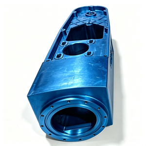 Carcasa de aluminio personalizada para instrumentos, fabricada con mecanizado CNC de cinco ejes de precisión, con bridas y accesorios para equipos. - Product Image 2