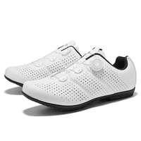 Chaussures de vélo tout-terrain durables avec semelle en caoutchouc, tige respirante et creuse, amortissantes pour le VTT