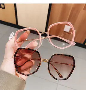 9113多边形女士2021太阳镜品牌设计渐变时尚眼镜奢华超大方形太阳镜粉色黑色