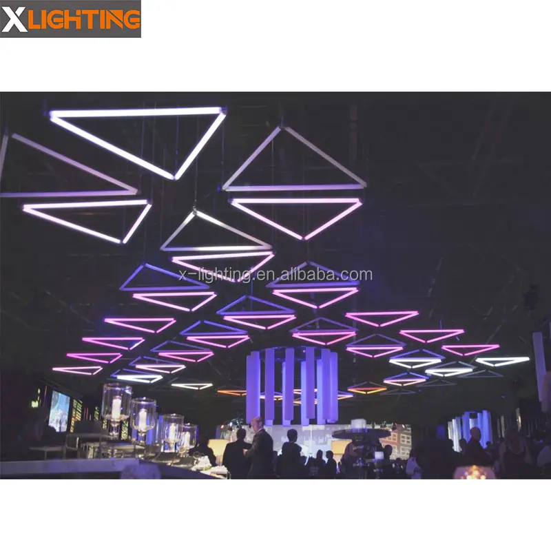 China Hoge Kwaliteit Dj Club Stage Lighting Led Driehoek Buis Licht Kleurrijke Kinetische Light Emitting Buis