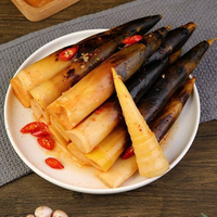 Snacks de oficina listos para comer brotes de bambú natural con concha