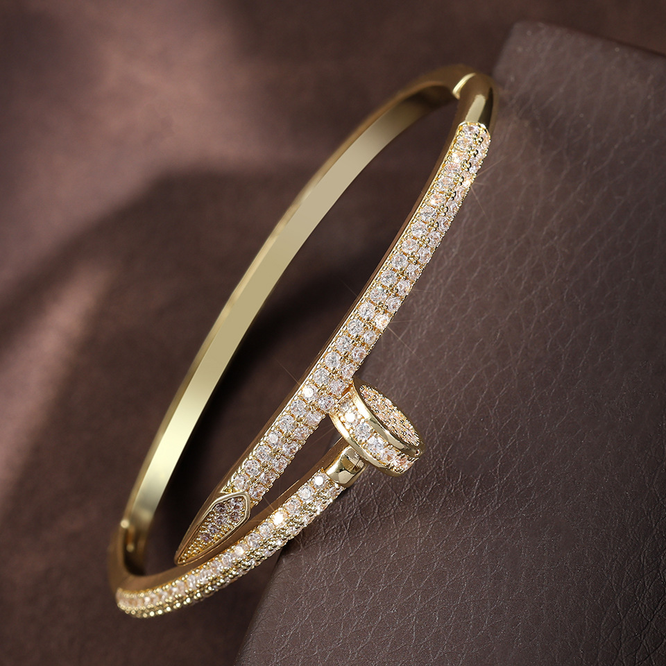 gold2 Full of diamonds