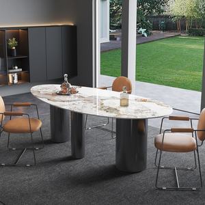 Juego de mesa de comedor dorado Rectangular de lujo moderno Juego de mesa de comedor de metal de 6 plazas y 4 sillas - Product Image 1