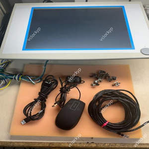 Pack d'automatisation embarquée Advantech UNO-2184G &amp;   Écran tactile FPM-5151G - Product Image 1