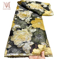 Tissu en organza jacquard brodé en relief 3D à motifs floraux en mélange de nylon pour robe de soirée pour femmes