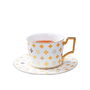 Set di Tazza e Piattino in Porcellana Mosaico di Lusso Nordico 250mL con Design Moderno per Tè del Pomeriggio e <span class=keywords><strong>Caffè</strong></span> Turco Regali Aziendali - Product Image 1