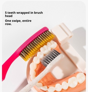 מברשת שיניים עם ראש ארוך ורך, זיפי ניילון, 70 חורים, זיפים רחבים, ניקוי עמוק 360 מעלות - Product Image 5