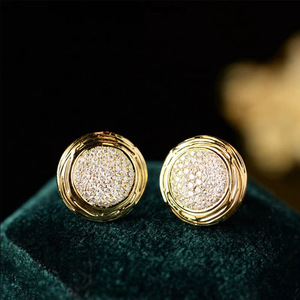 Orecchini a Perno Eleganti in Stile Francese, Minimalisti con Micro-Incastonature Scintillanti, Gioielli Chic da Donna per Uso Quotidiano, Idea Regalo - Product Image 6