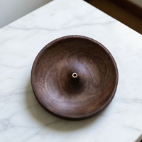 Brûleur d'encens élégant en bois massif avec récupérateur de cendres intégré, support en noyer fait à la main pour l'aromathérapie, décoration de bureau à domicile