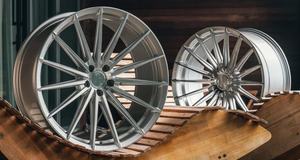 Jantes forgées 2 pièces et 3 pièces de 18, 19, 20, 21, 22, 24 et 26 pouces pour Lamborghini Aventador, Huracan, Ferrari F8, F12, <span class=keywords><strong>SF90</strong></span>, Roma, <span class=keywords><strong>Porsche</strong></span> R105 - Product Image 4