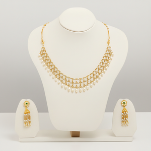 Elegante Juego de Collar Dorado con Perlas y Cadena Delicada, Joyería Tradicional Minimalista con Pendientes a Juego - Product Image 2