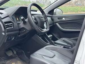 Gebrauchtwagen 2023 Chery Tiggo 3X Guter Zustand Automatikgetriebe Fünf Ledersitze Dunkler Innenraum Benzin SUV Euro VI LED - Product Image 6