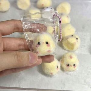 Venta de Fábrica: Llavero de Adorno Taba Squishy, Juguetes TPR Blandos y Lindos para Niños, Mini Pollito Kawaii, Juguete Antiestrés para Niños - Product Image 1