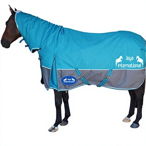 Couverture de cheval imperméable Joya International en tissu Oxford, style Turnout, grande patte arrière, toutes saisons, usage extérieur, bleu - Product Image 1