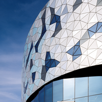 Panneau décoratif en aluminium découpé au laser CNC sur mesure, revêtement en aluminium perforé pour la décoration de façade extérieure de bâtiment