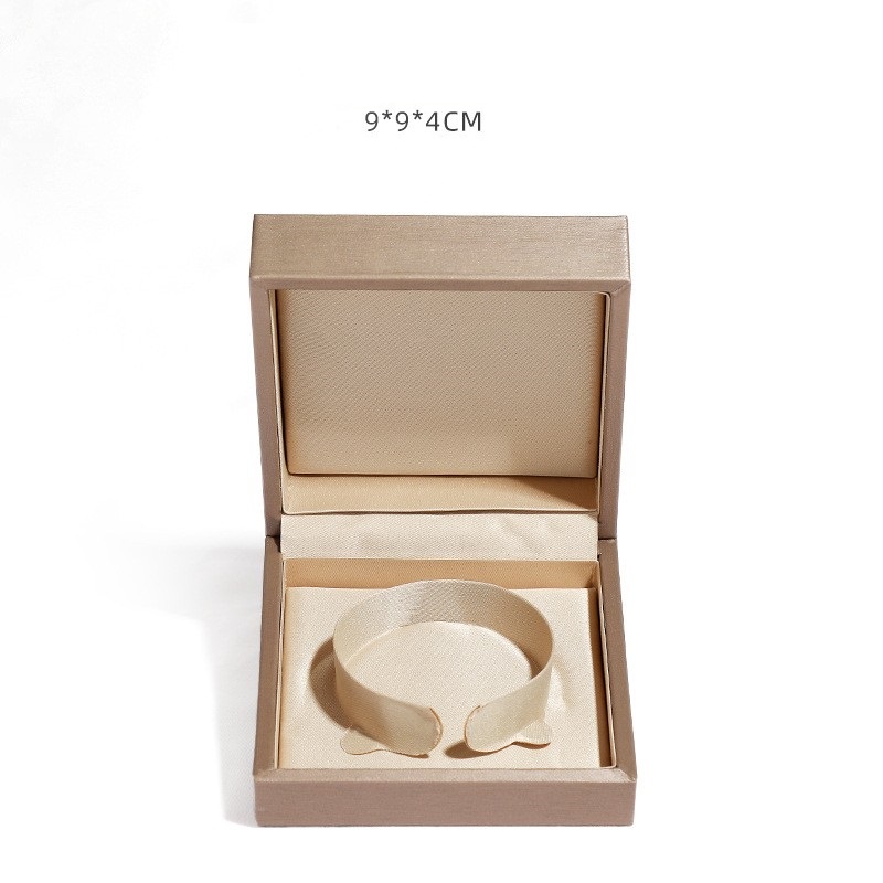 gold Bracelet box
