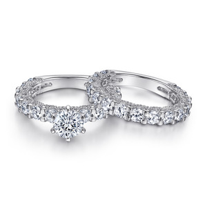 Anillo de Eternidad Clásico de Plata de Ley 925 con Circonita Cúbica de 0.8ct, Chapado en Rodio, para Compromiso, Aniversario o Fiesta - Product Image 4