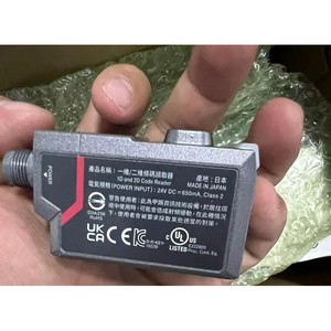 เครื่องอ่านโค้ดบาร์โค้ด Keyence SR-X100 1D 2D สำหรับอุตสาหกรรมยานยนต์ มาตรฐาน IP67 - Product Image 3