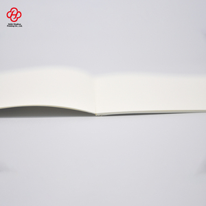 Quaderno con Copertina Stampata per Scrittura Fluida - Carta Resistente Formato 18K per Appunti e Schizzi - Product Image 5