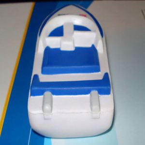 Balle anti-stress en mousse PU en forme de bateau rapide avec logo personnalisé - Product Image 2