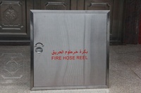 Armoire à extincteurs double en acier inoxydable sur pied