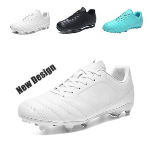 Nueva llegada zapatos de fútbol personalizados 17 años diseño retro sus propias <span class=keywords><strong>botas</strong></span> de fútbol predominantes para niños - Product Image 1