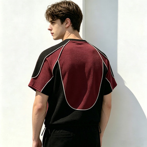 Camisetas de Hombre Personalizadas de Cuello Redondo, Estilo Crop, con Parches y Dobladillo Ajustable, de Tela Gruesa, con Estampado, de Fabricante de Ropa - Product Image 3