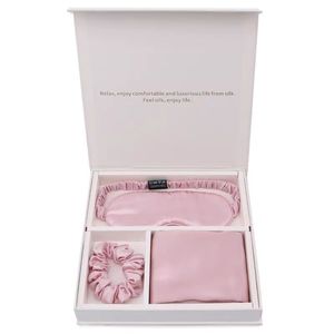 Coffret cadeau personnalisé masque pour les yeux en pure soie chouchou et taie d'oreiller en soie 3 pièces satin 100% ensemble de taie d'oreiller en soie de mûrier - Product Image 1