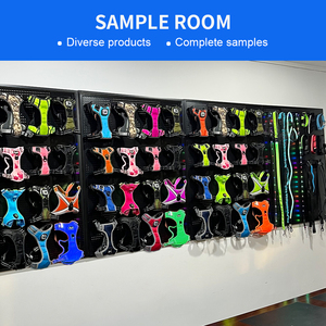 Arnés LED <span class=keywords><strong>para</strong></span> <span class=keywords><strong>Perros</strong></span> Qcool, Resistente al Agua, Antitirones, Reflectante, Ajustable, Cómodo, <span class=keywords><strong>para</strong></span> Aventuras al Aire Libre - Product Image 6