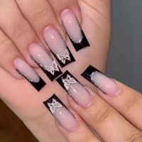 10 faux ongles faits main de haute qualité, design 3D, couvrance totale, vente en gros, logo de marque, ongles à presser pour application sur les doigts, noir et blanc