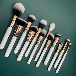 Ensemble de 23 pinceaux de maquillage blancs avec sac, pinceaux pour fond de teint, sourcils, eye-liner, blush, anticernes, kit de pinceaux cosmétiques - Product Image 6