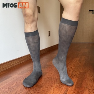 <span class=keywords><strong>Chaussettes</strong></span> habillées pour hommes en nylon <span class=keywords><strong>ultra</strong></span>-fin et sexy, respirantes, confortables, en maille fine, pour hommes, vente en gros - Product Image 3