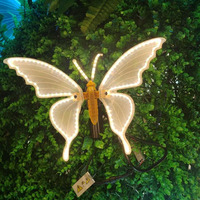 Lumières décoratives artificielles dynamiques en forme de papillon pour extérieur, éclairage de parc, place publique, site touristique, lumières paysagères, lumières de mariage, papillon lumineux.