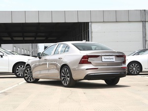 <span class=keywords><strong>Occasion</strong></span> 2023 pour <span class=keywords><strong>S60</strong></span> Berline avec système de sécurité urbaine, moteur turbo automatique, sièges en cuir, <span class=keywords><strong>essence</strong></span> - Product Image 5