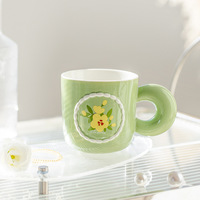 Tasse en céramique de café de fleur de haute apparence de tasse colorée de beauté créative pour des filles