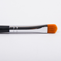 Dongmei Flacher Augenpinsel Veganes Synthetikhaar Holzgriff Make-up Lidschatten- & Concealer-Pinsel