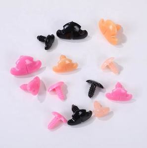 Triangle de sécurité en plastique noir et rose mignon pour les jouets en peluche renard et chat, pièces et accessoires de jouets télécommandés - Product Image 3