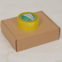 Venta caliente Popularidad Materiales ecológicos Embalaje de regalo Papel artesanal Caja de papel de avión de forma cuadrada