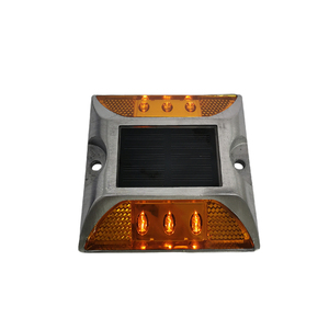 Dissuasore Stradale Solare a LED Lampeggiante a Occhio <span class=keywords><strong>di</strong></span> <span class=keywords><strong>Gatto</strong></span>, a Risparmio Energetico, ad Alta Visibilità, per Segnaletica Stradale - Vendita Calda - Product Image 1