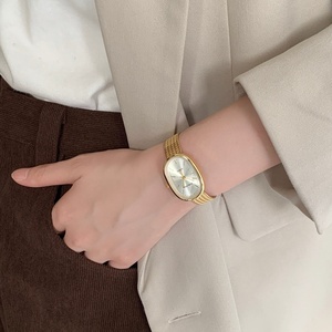 Wholesale Price High Quality Luxury Custom Women Quartz <b>Watch</b> with Golden Strap for Girls Gift - Product Image 6