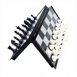 Échiquier magnétique pliable en plastique IMooo Design NLG160 19x19cm - Léger, jeu de société éducatif, design moderne fait main, autre - Product Image 4