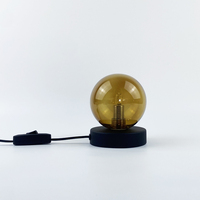 Lampe de table au design moderne, style européen, simple, luxueuse, en verre, petite lampe de chevet créative, petite lampe de table