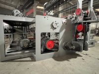 Machine polyvalente de fabrication de grillage métallique pour clôtures de sécurité et de délimitation